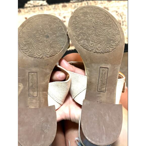 Tommy Bahama Trista Linen Heels 9M | Gold Buckle Block Heel Resort Vibes - Picture 4 of 7